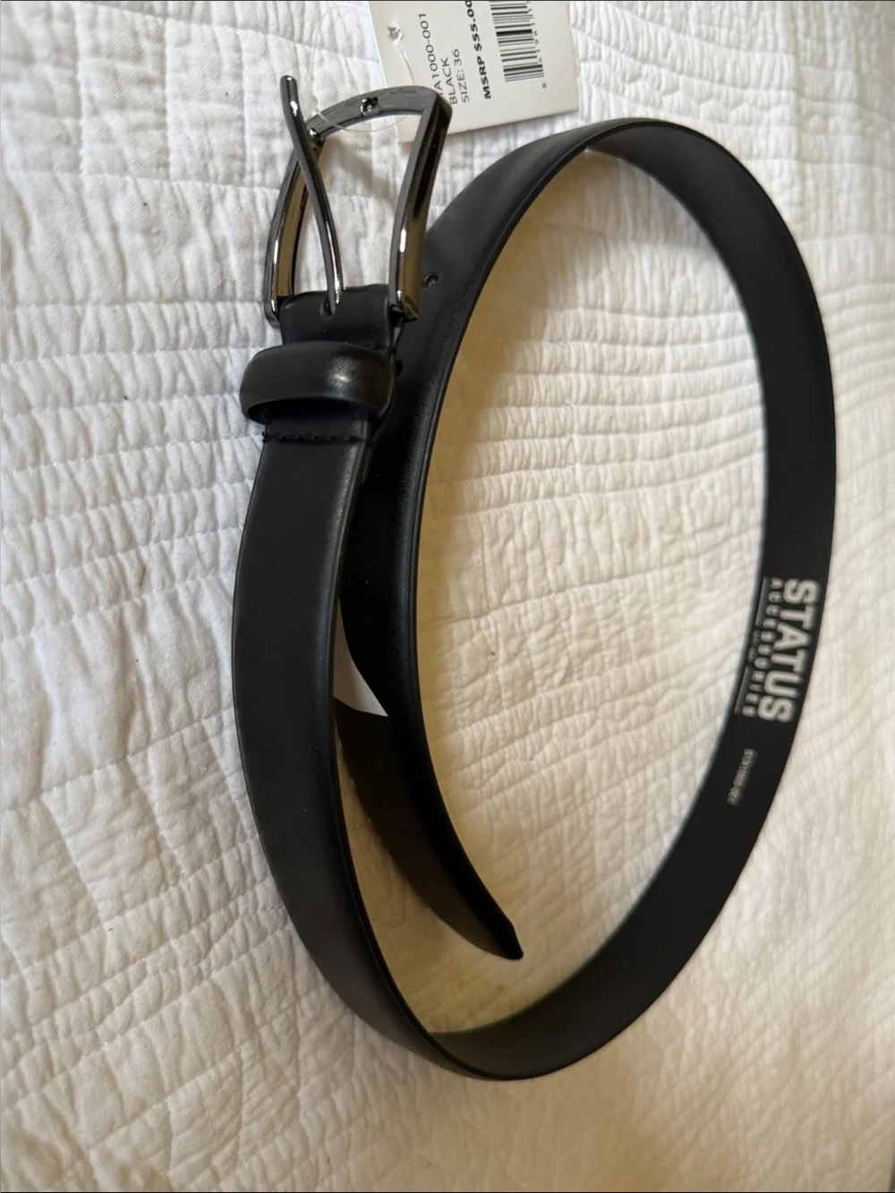 Sleek Black Leather Men's Belt with Silver Buckle